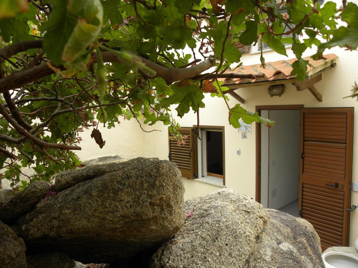 Villa Carlotta La Maddalena Ла-Маддалена Экстерьер фото