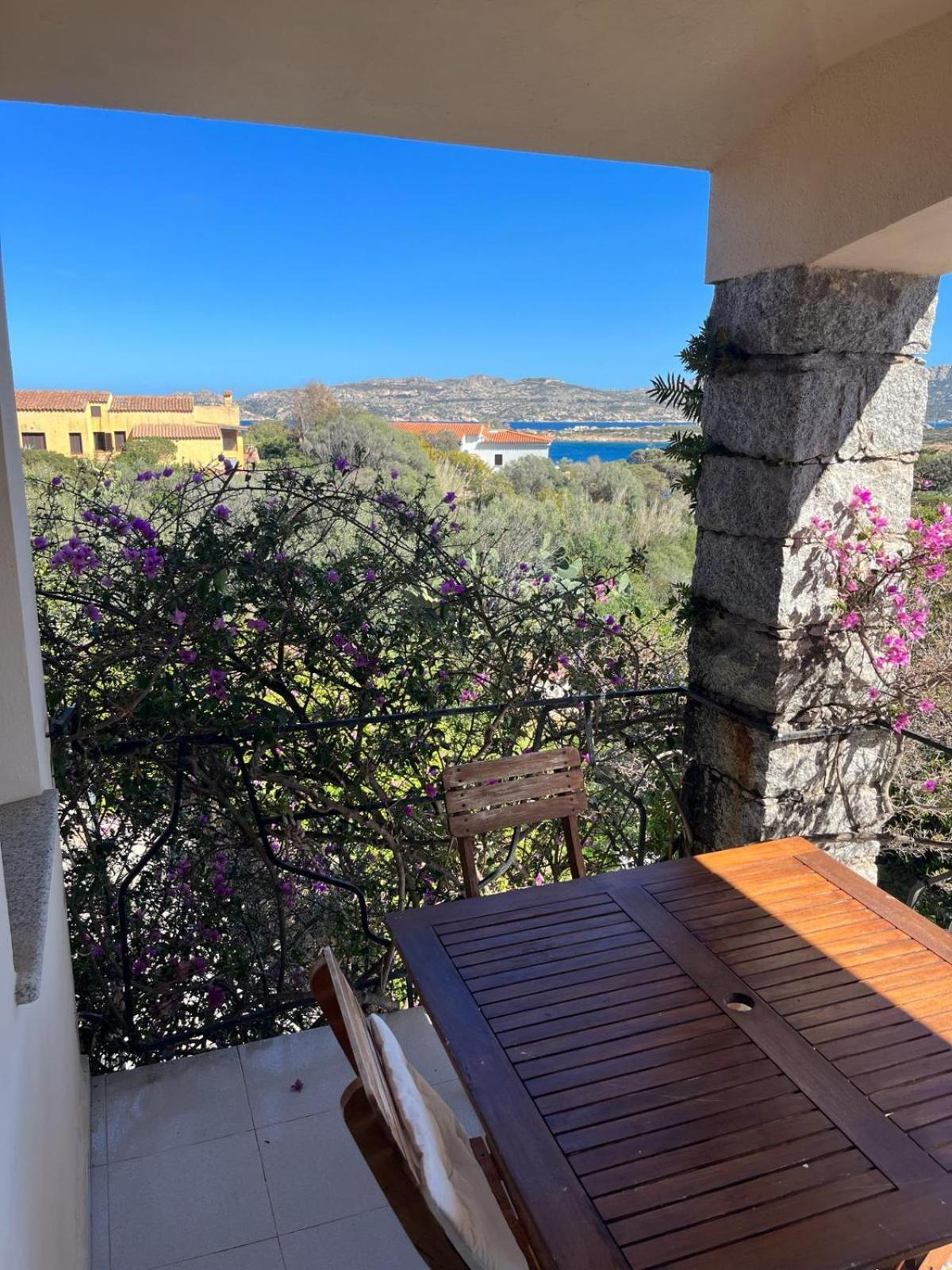 Villa Carlotta La Maddalena Ла-Маддалена Экстерьер фото